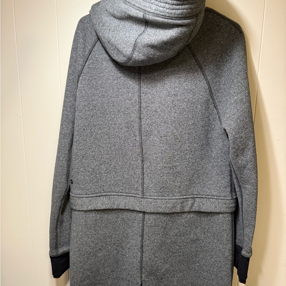 lululemon Après It All 2-in-1 Fleece Hooded Jacket Zip-Off Bottom – Size 10 - Picture 8 of 10